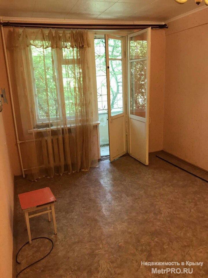 Квартира расположена на первом этаже пятиэтажного дома, общая площадь 31. м.кв., комната 18м.кв., кухня 6 м.кв., с/у... - 1