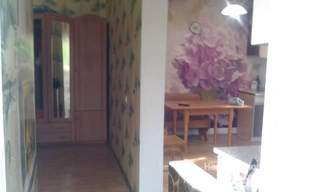 домик из двух комнат (одна проходная) кухня, маленький дворик ,место под авто НА 4-3 человека к морю 4 минуты  (пос.... - 4