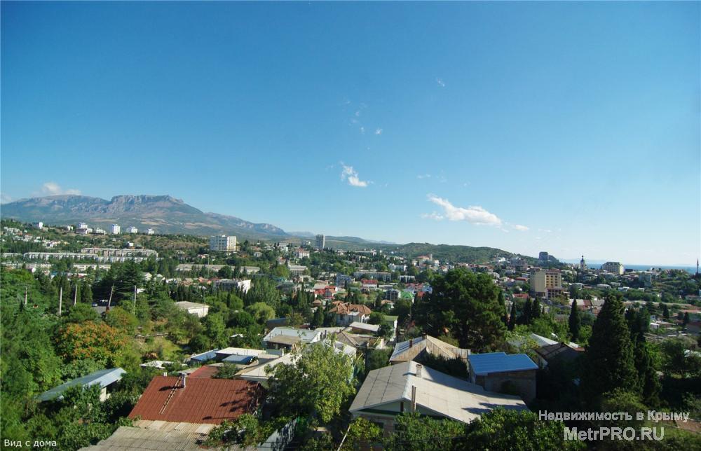 Крым г. Алушта - Рай, класса французской Ривьеры! Гостевой дом на Саранчева находится в тихой и зеленой  старой части... - 6