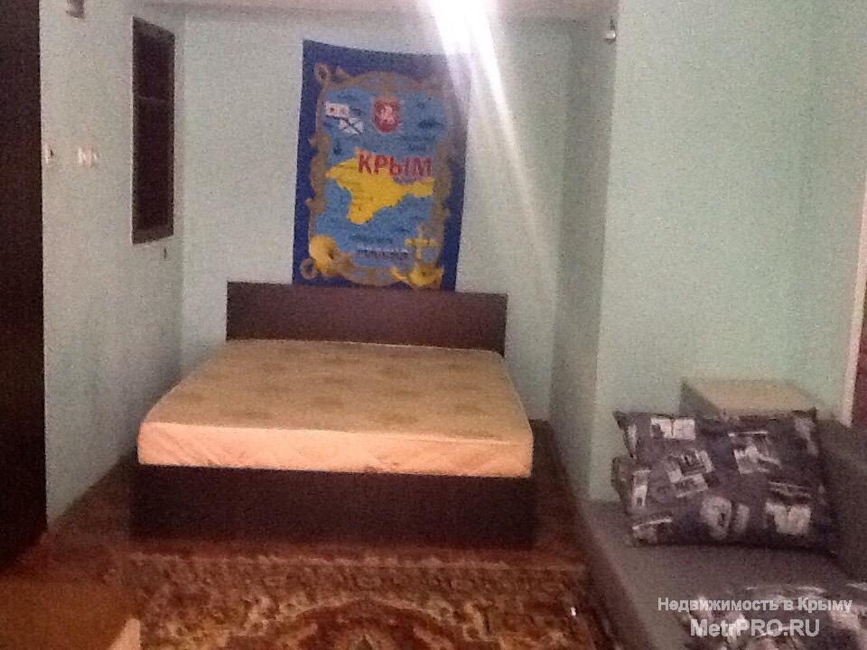 в красивейшем месте мисхорского парка,150м от пляжа,который на фото,лечебный воздух,реликтовые деревья,все... - 2