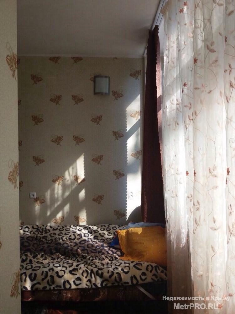 в красивейшем месте мисхорского парка,150м от пляжа,который на фото,лечебный воздух,реликтовые деревья,все... - 6