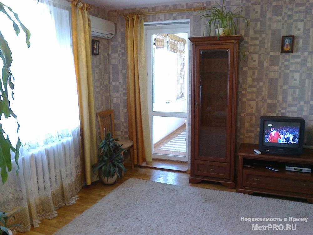 продам 2 к.квартиру, ул. Лексина, 9/ 9/ 72 м, 2007 г.п., есть тех.этаж, балкон и лоджия застеклены,с/у раздельный, во... - 2