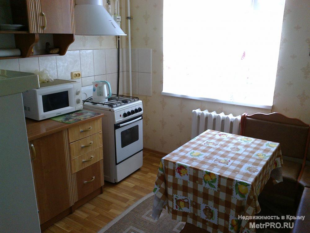 продам 2 к.квартиру, ул. Лексина, 9/ 9/ 72 м, 2007 г.п., есть тех.этаж, балкон и лоджия застеклены,с/у раздельный, во... - 5