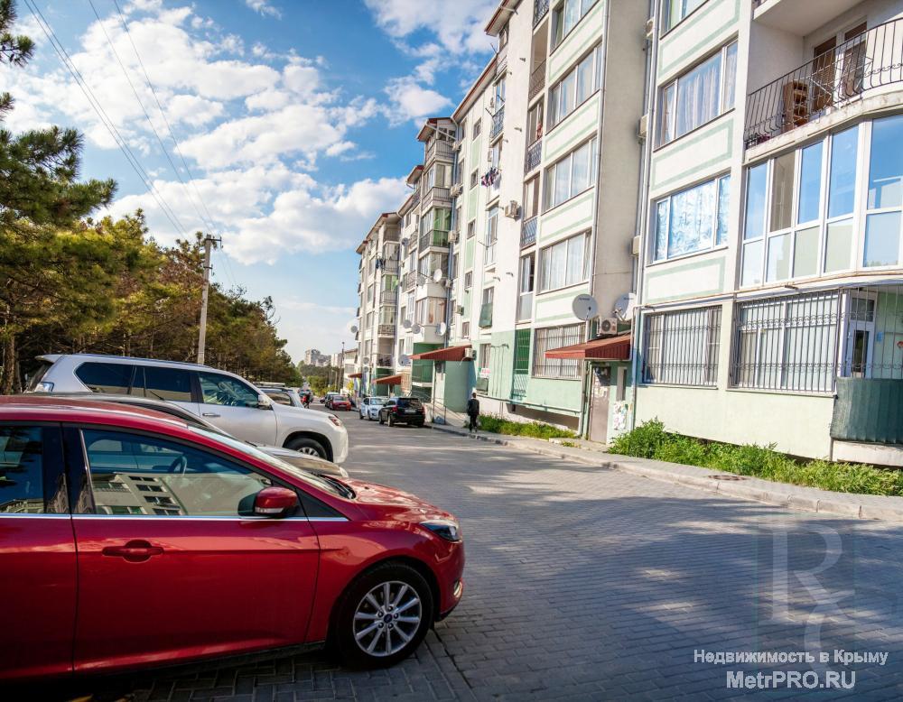 В продаже 2-х комнатная квартира по пр.Острякова 229/1, в ЖК 'Зеленая Волна'.     Квартира расположена на 1... - 6