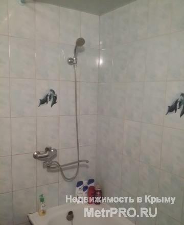 Продаётся однокомнатная квартира, на улице Бориса Михайлова. Рядом с домом хорошая транспортная развязка, школа,... - 2