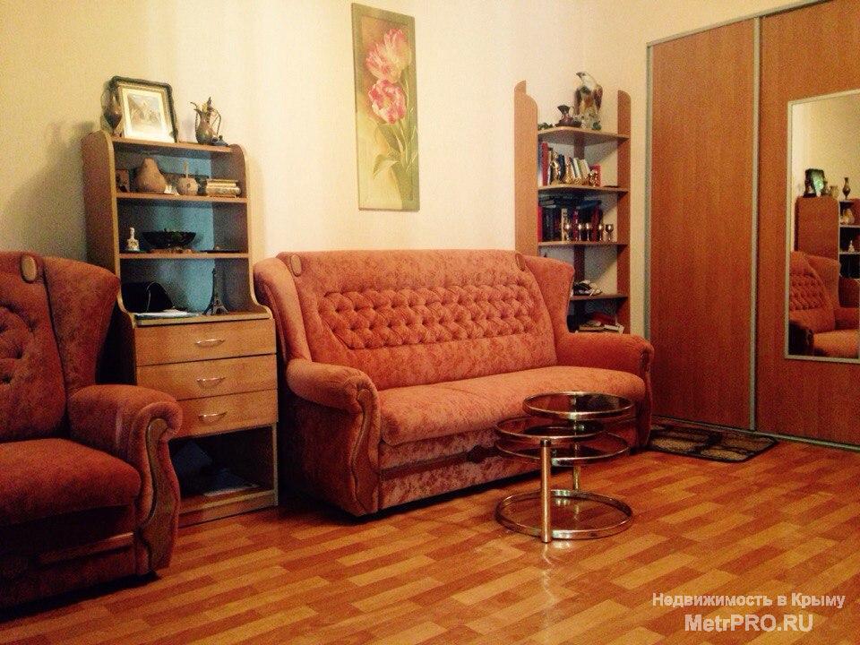 Продается мини гостиница в самом Центре Ялты.(От Владельца) Дом 200 кв.м., 3 этажа, 6 номеров со всеми удобствами,  3... - 3