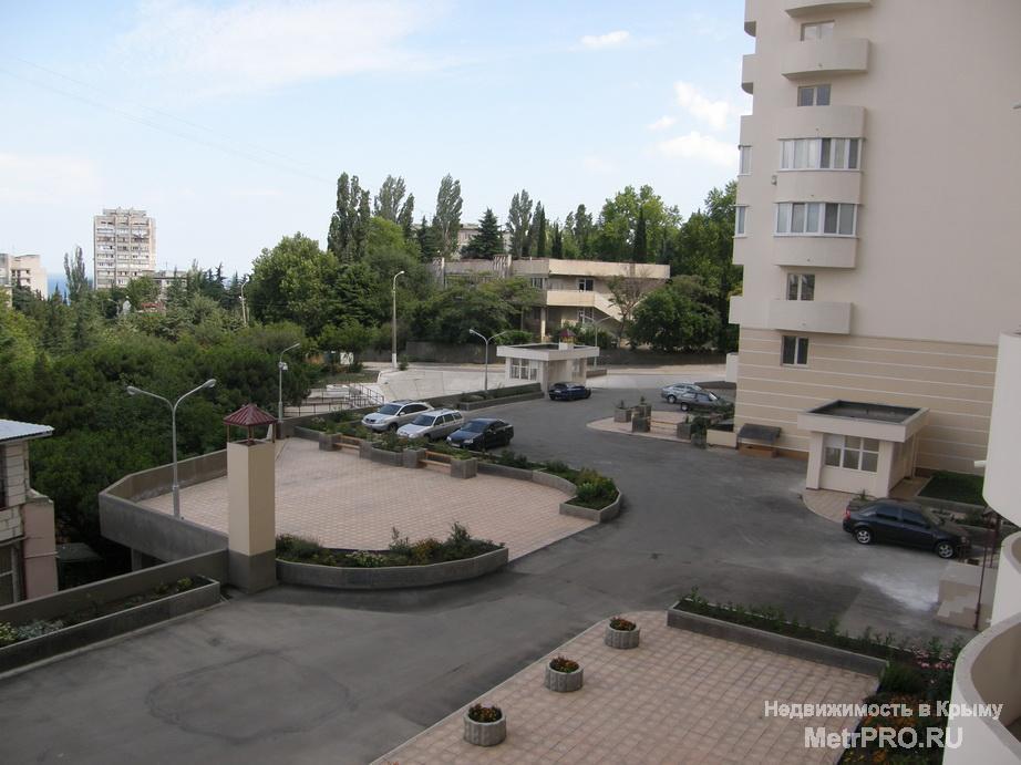 Изысканная, комфортабельная и уютная, 1-комнатная квартира, расположена в ЖК «Бриз», в городе-курорте Алушта в одном... - 8