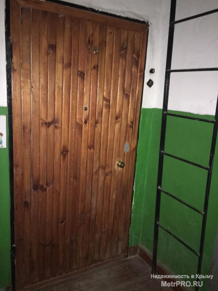 Продается комната в районе Войкова площадью 12.2 м кв. в двухкомнатной квартире, состоящей из двух жилых комнат,... - 2