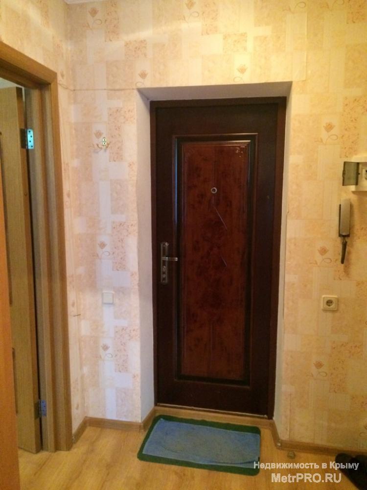 Республика Крым, Симферополь, ул. 1 Конной Армии,  1-комнатную квартиру,  2/9 панельного дома, 30/16/7 квадратных... - 8