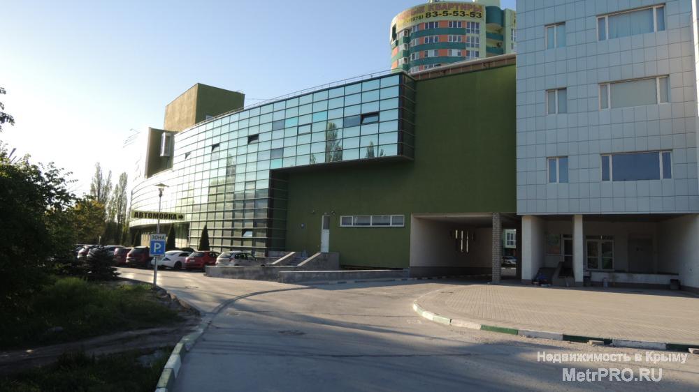 Продам гараж (машиноместо) 19 кв.м. в подземном паркинге в элитном жилом комплексе 'Гагаринский', 'Консоль' в центре...