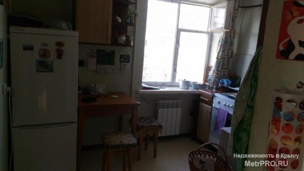 Продается 2к.квартира в районе Мойнаки 3\5 этаж, БР, 41 кв.м. общая площадь, комнаты изолированные, хорошее... - 1