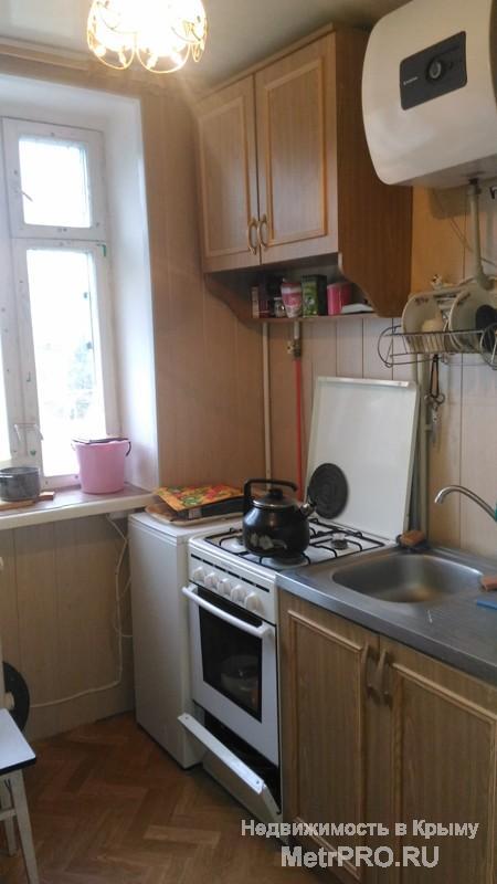 Продается 1к.квартира в районе Мойнаки 2\5 этаж, ХР, состояние хорошее, бойлер, кондиционер, балкон застеклен,...