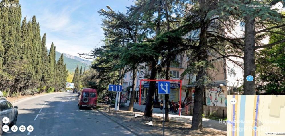 Продается коммерческое помещение в Ялте в районе Московской. 1 этаж 5-этажного дома. Общая площадь 40 м2. С ремонтом.... - 8