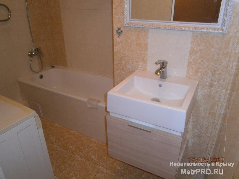 Продажа 2к. кв. в центре Евпатории   В центре Евпатории, по ул. Интернациональной, район Ж\Д вокзала, 8-я школа....
