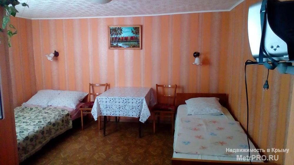 Сдам дом в 2 этажа, 3 комнаты, хороший ремонт, двор на 2х хозяев, рядом супермаркеты Фуршет и ПУД, в 3х минутах... - 8