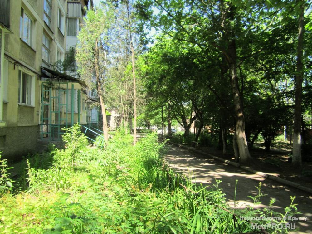 Республика Крым, Симферополь, ул. Трубаченко, 1-комнатную квартиру,  2/5 панельного дома, 28/14/6 квадратных метров,... - 4