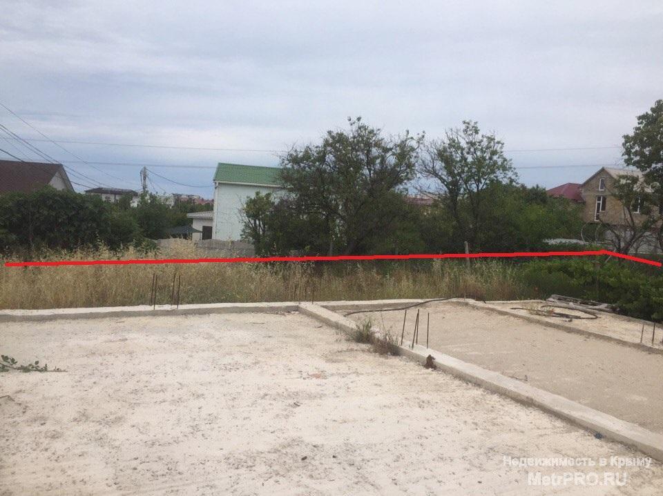​Продается участок в развитом районе города Севастополя.Участок ровный ,есть все коммуникации (свет,вода городская... - 4