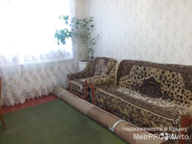 Продам 3-х комнатную квартиру 5/5 этаж, 71 м2 в пгт. Октябрьском, 37км. от Симферополя. Утеплена снаружи пенопластом,... - 2