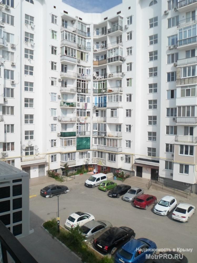 КАРНАВАЛ цветочных красок будет Вас встречать и провожать до и после трудового дня    МОРЕ в 10 минутах ходьбы от... - 4