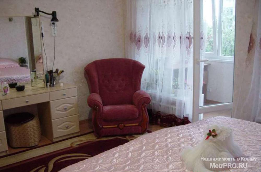 Продается 2 ккв в Ялте на Щербака. 3 этаж 3-этажного нового дома. Общая площадь 110 м2, комнаты раздельные 31 и 18... - 9