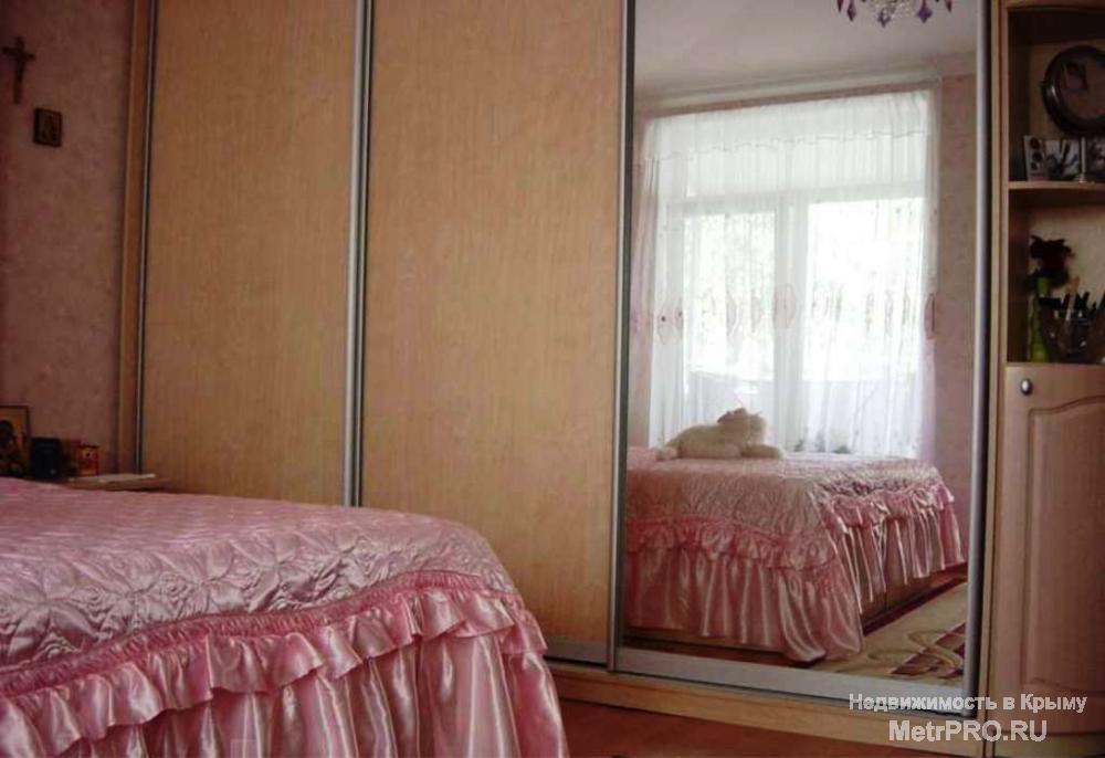 Продается 2 ккв в Ялте на Щербака. 3 этаж 3-этажного нового дома. Общая площадь 110 м2, комнаты раздельные 31 и 18... - 10