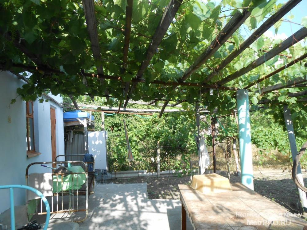 Продам дом в Балаклаве, ул.Пригородненская, пять комнат, два входа. Общая площадь дома 85кв.м. Летняя кухня, гараж.... - 6