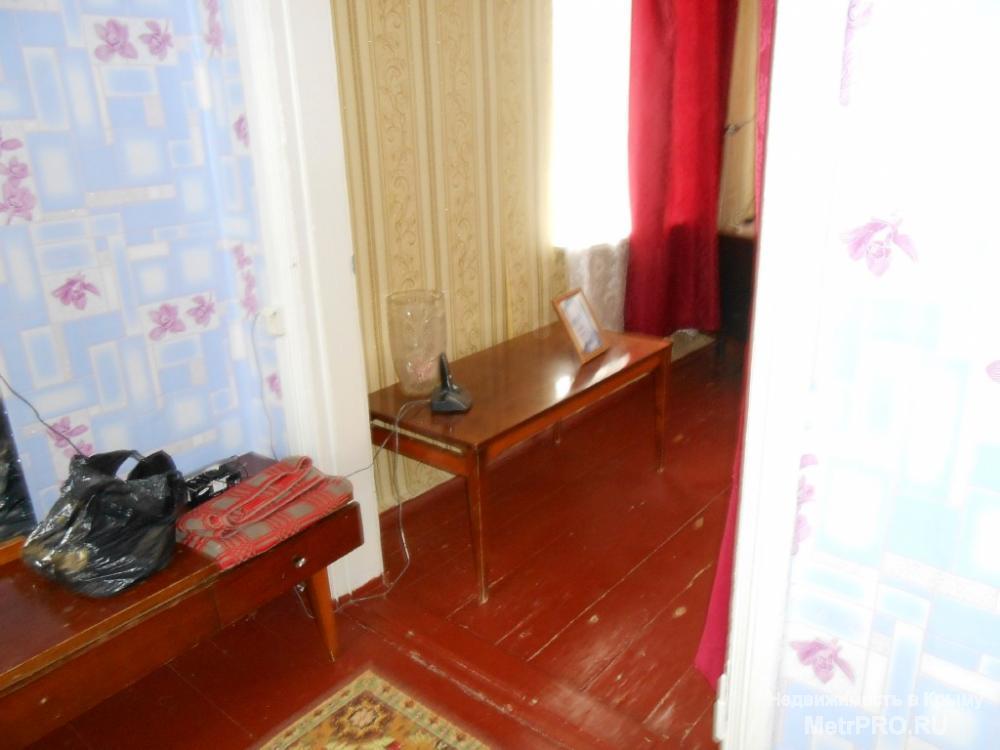 Продам дом в Балаклаве, ул.Пригородненская, пять комнат, два входа. Общая площадь дома 85кв.м. Летняя кухня, гараж.... - 25