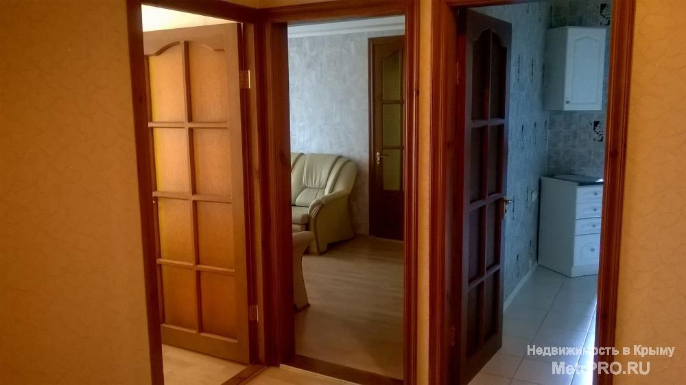 Продается 2хкомнатная квартира в Массандре.   Квартира расположена на 3 этаже 9 этажного дома. В доме домофон, лифт.... - 11