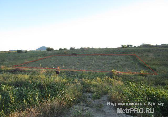 Продается участок в Коктебеле 2 км от моря. Прямая дорога к морю.площадь 7,5 соток, умеренный уклон, хорошее место... - 3