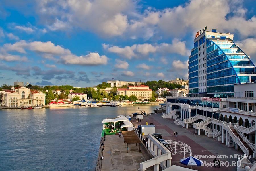 Пентхаус 130 м², открытая планировка, терраса 28 м². 12-й этаж. Вдохновляющий панорамный вид на море и бухты... - 1