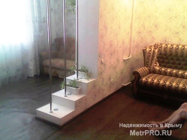 Сдаю Большую, просторную Двухкомнатную квартиру со всеми удобствами в центре Феодосии по ул.Советская, угол с... - 8