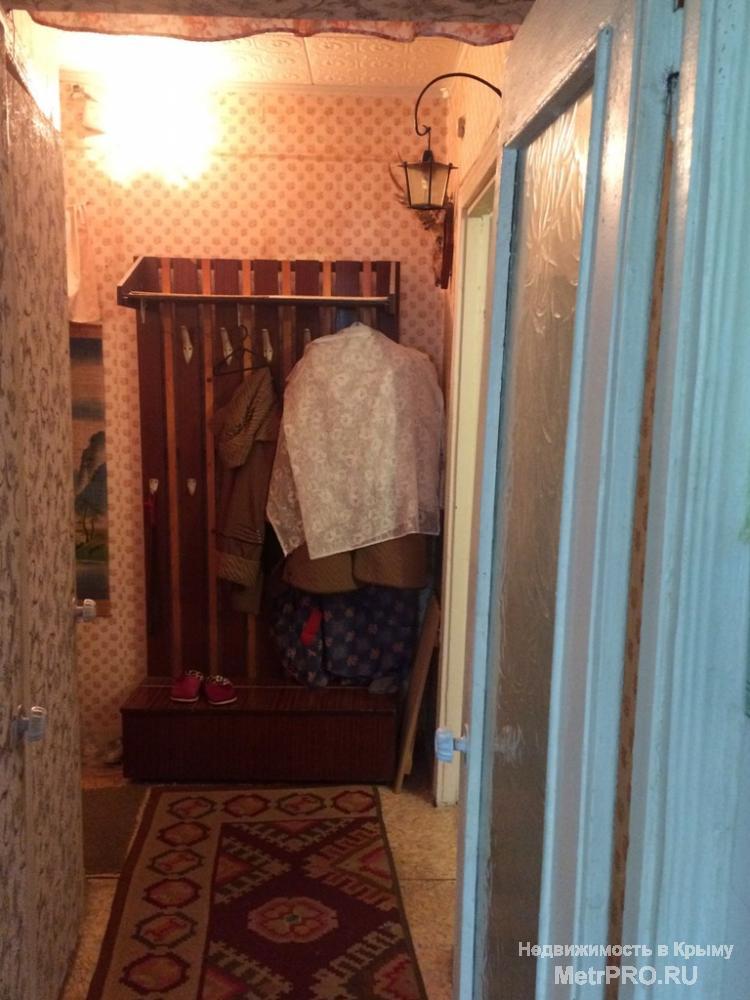 Республика Крым, Симферополь, ул. Дмитрия Ульянова, 2-комнатную квартиру,  3/5 панельного дома, 47/33/6 квадратных... - 4