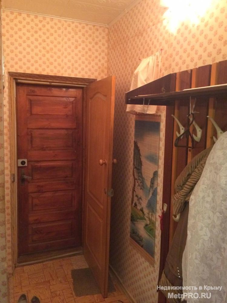 Республика Крым, Симферополь, ул. Дмитрия Ульянова, 2-комнатную квартиру,  3/5 панельного дома, 47/33/6 квадратных... - 5