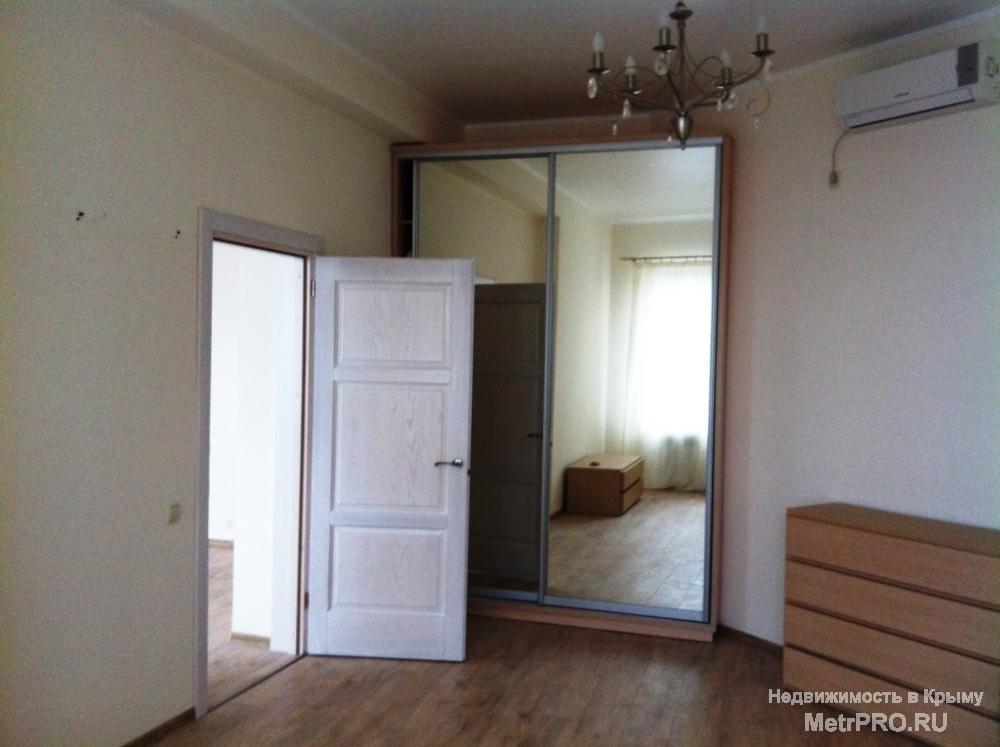 Продам трехэтажный дом 2002 года постройки в Алуште, пгт. Малый Маяк на ул.Морской общей площадью 167 м2. В доме... - 7