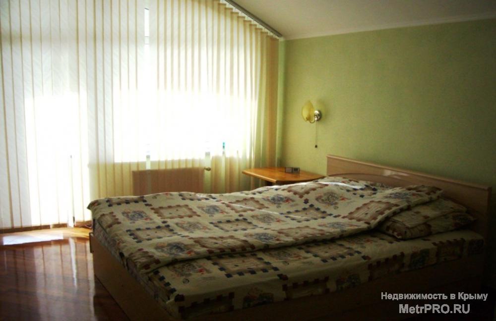 Продам трехэтажный дом 2002 года постройки в Алуште, пгт. Малый Маяк на ул.Морской общей площадью 167 м2. В доме... - 10