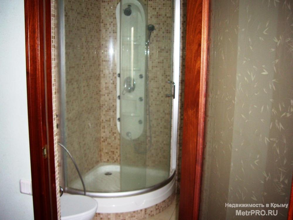 Продам трехэтажный дом 2002 года постройки в Алуште, пгт. Малый Маяк на ул.Морской общей площадью 167 м2. В доме... - 13