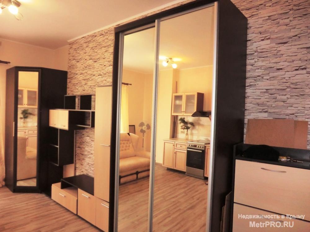 Продам 1 ккв в Ялте на ул Суворовская. 2 этаж. Общая площадь 24 кв.м. Новый дом. Евроремонт. Санузел совмещенный.... - 2