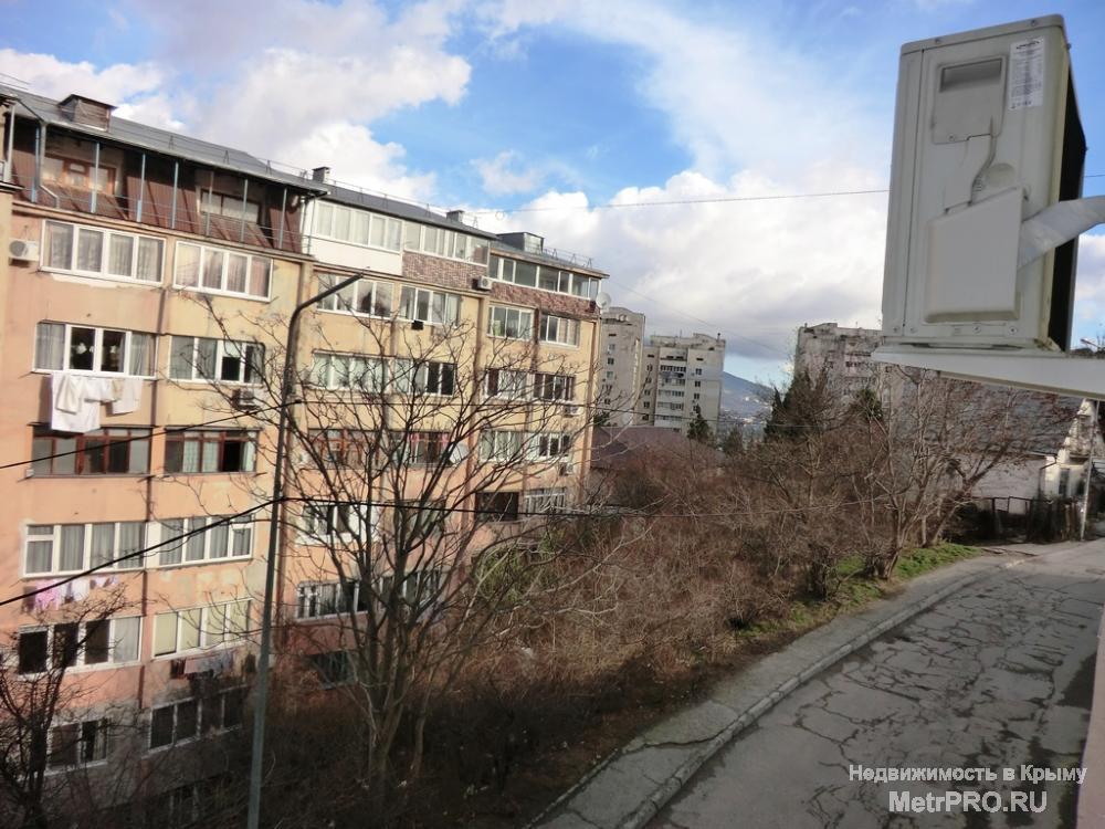 Продам 1 ккв в Ялте на ул Суворовская. 2 этаж. Общая площадь 24 кв.м. Новый дом. Евроремонт. Санузел совмещенный.... - 9