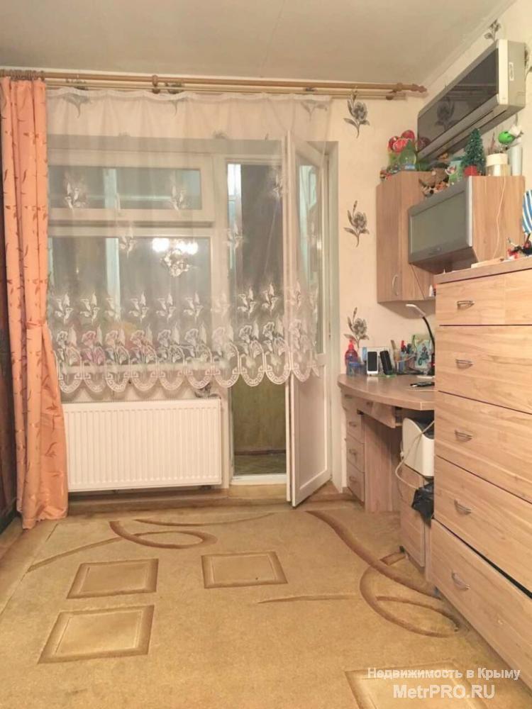 Республика Крым, Симферополь, ул. Севастопольская, 1-комнатную квартиру,  3/5 панельного дома, 30/17/7 квадратных...