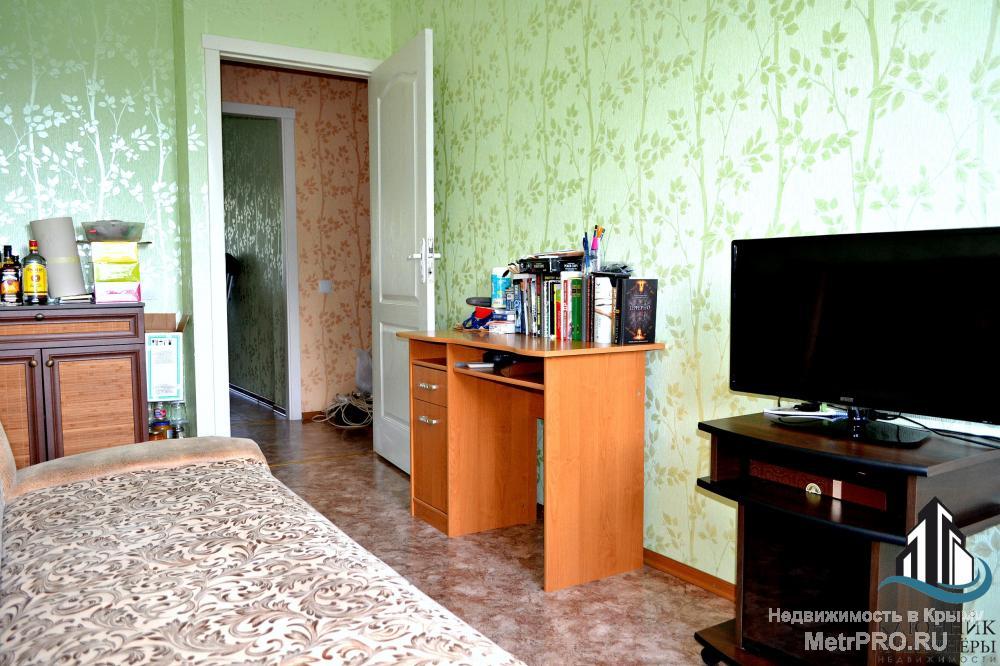 Продаётся 3-х комнатная квартира в самом центре города Феодосия, общей площадью 54,7 кв.м. Квартира с удобной... - 4