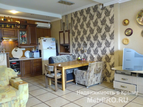 Продается новый, трехэтажный дом в Ялте, 230 кв.м на 3,2х сотках земли, район Кривошты! Госакт. Вся инфраструктура... - 10