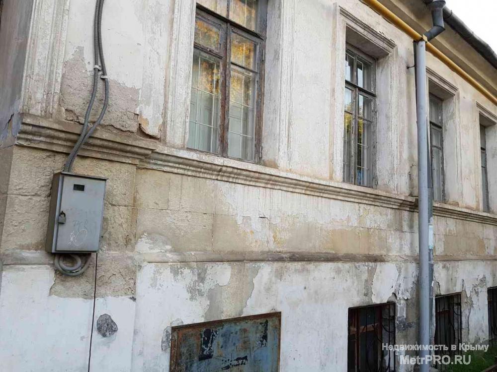 Продам часть домовладения в красивом  графском доме 1911 гп. Cостоит из 2-х отдельных квартир(есть возможность... - 2
