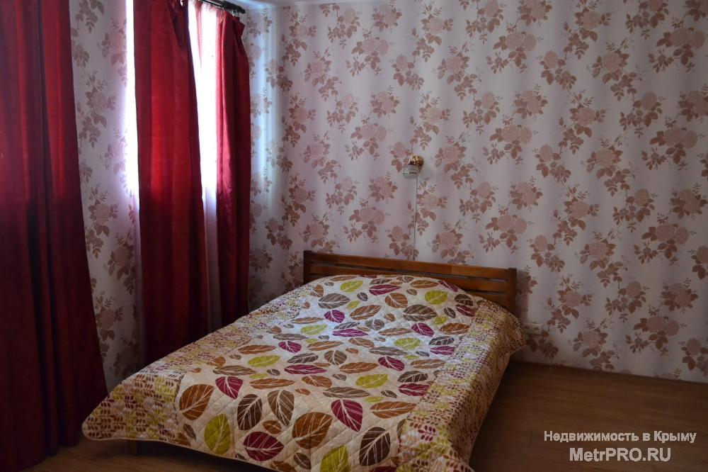 Сдаётся жильё в 7 минутах ходьбы от набережной Ялты. Дом 3х-этажный, на 6 квартир (номеров), с придомовой... - 3