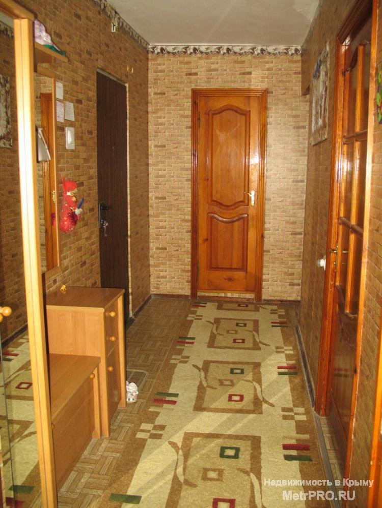 Продам 2-ух комнатную квартиру Аршинцево на 5 этаже 6 этажного дома(7 этаж тех.этаж).Газовая... - 3