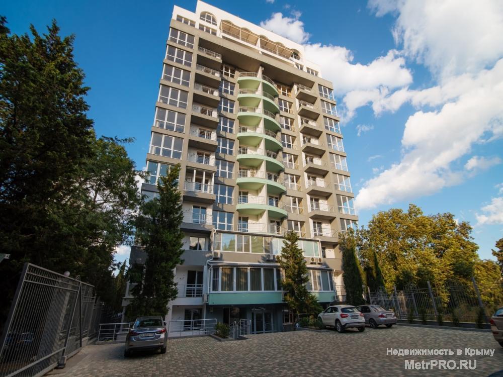 Продам видовую 3-комнатную квартиру в Алуште.   Общая площадь квартиры 96,3 кв.м. расположена на 9м этаже 14-этажного... - 3