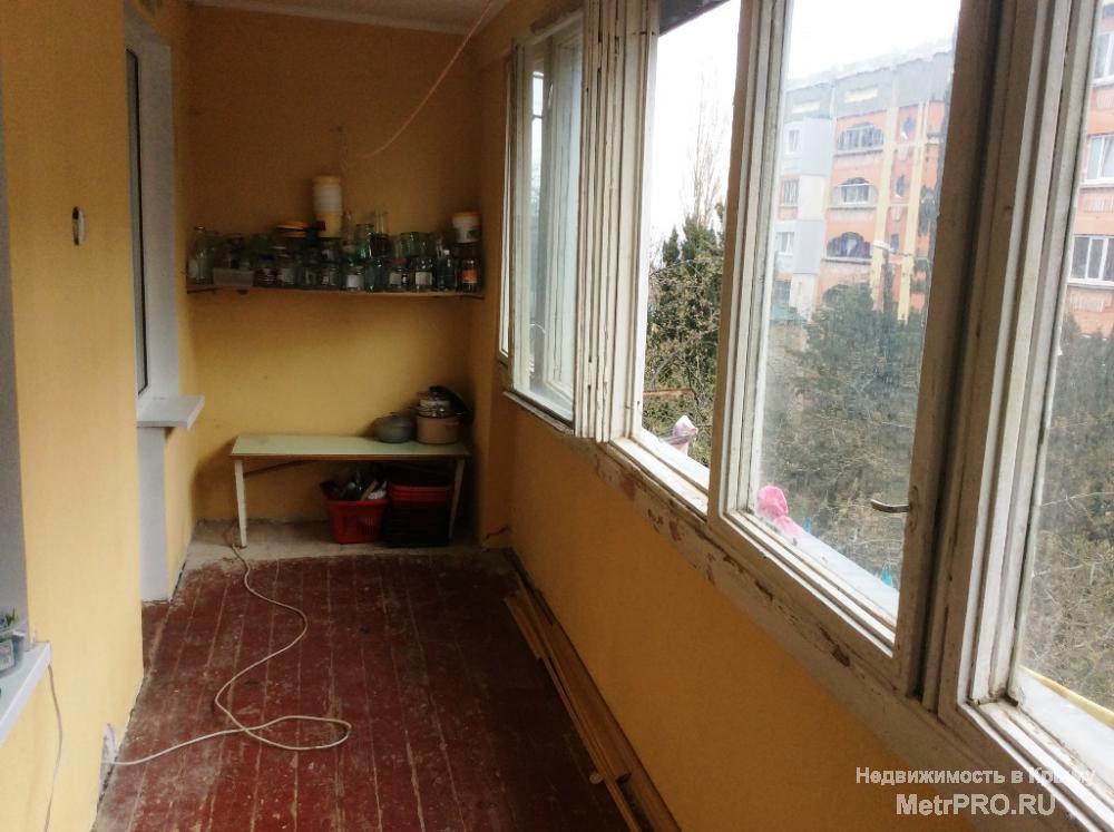 Продам 2 ккв в Ялте, пгт.Гаспра на ул. Мира. 2 этаж. Общая площадь 52 м2. Косметический ремонт. Центральное... - 2
