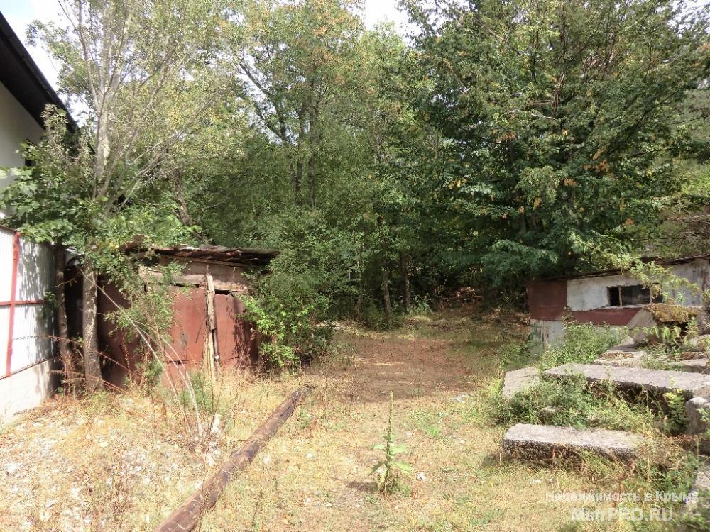 Продам земельный участок площадью 9 соток в Ялте на ул.Красина. Целевое назначение — ИЖС. Ровный. Подъезд (грунт),... - 4