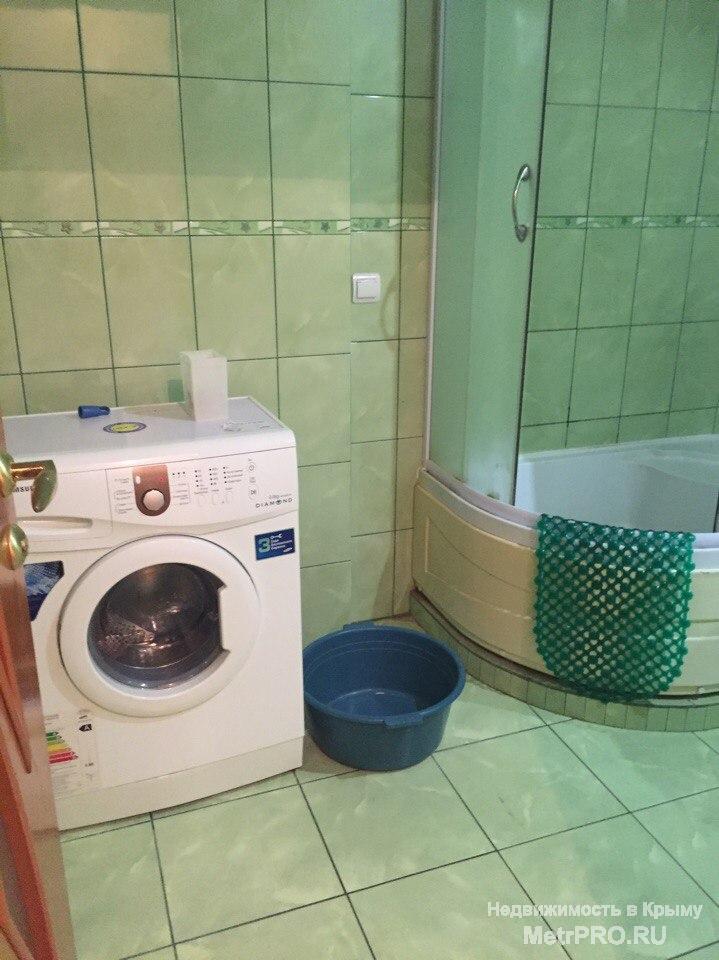 Сдаётся 3/2/5 Орджоникидзе 114, из одной комнаты сделали обеденную зону,  всё необходимое для проживания имеется.... - 9