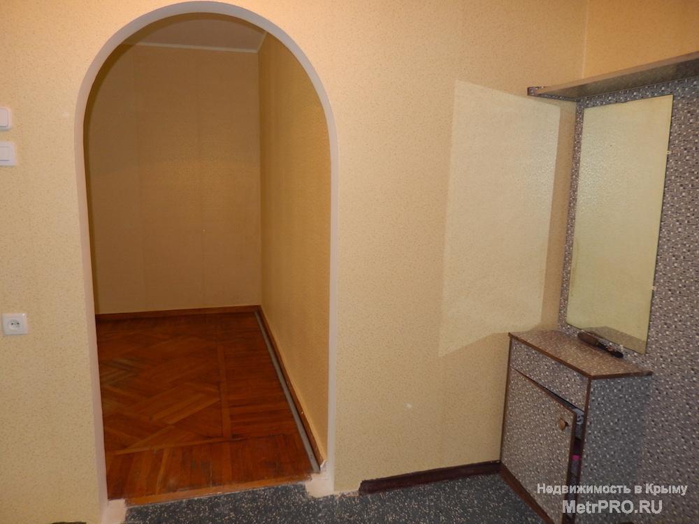 Продам 3 ккв в Ялте на ул.Кривошты. 2 этаж. Общая площадь 75 м2. Сейсмостойкий дом построен по грузинскому проекту и... - 12