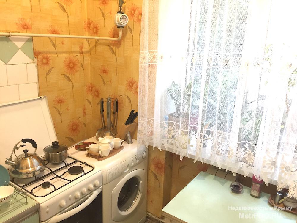 3ккв сталинка в районе пл.Советская (выход на Набережную), расположена на 2эт/4 этажного дома, высокие потолки 3,1м.... - 11